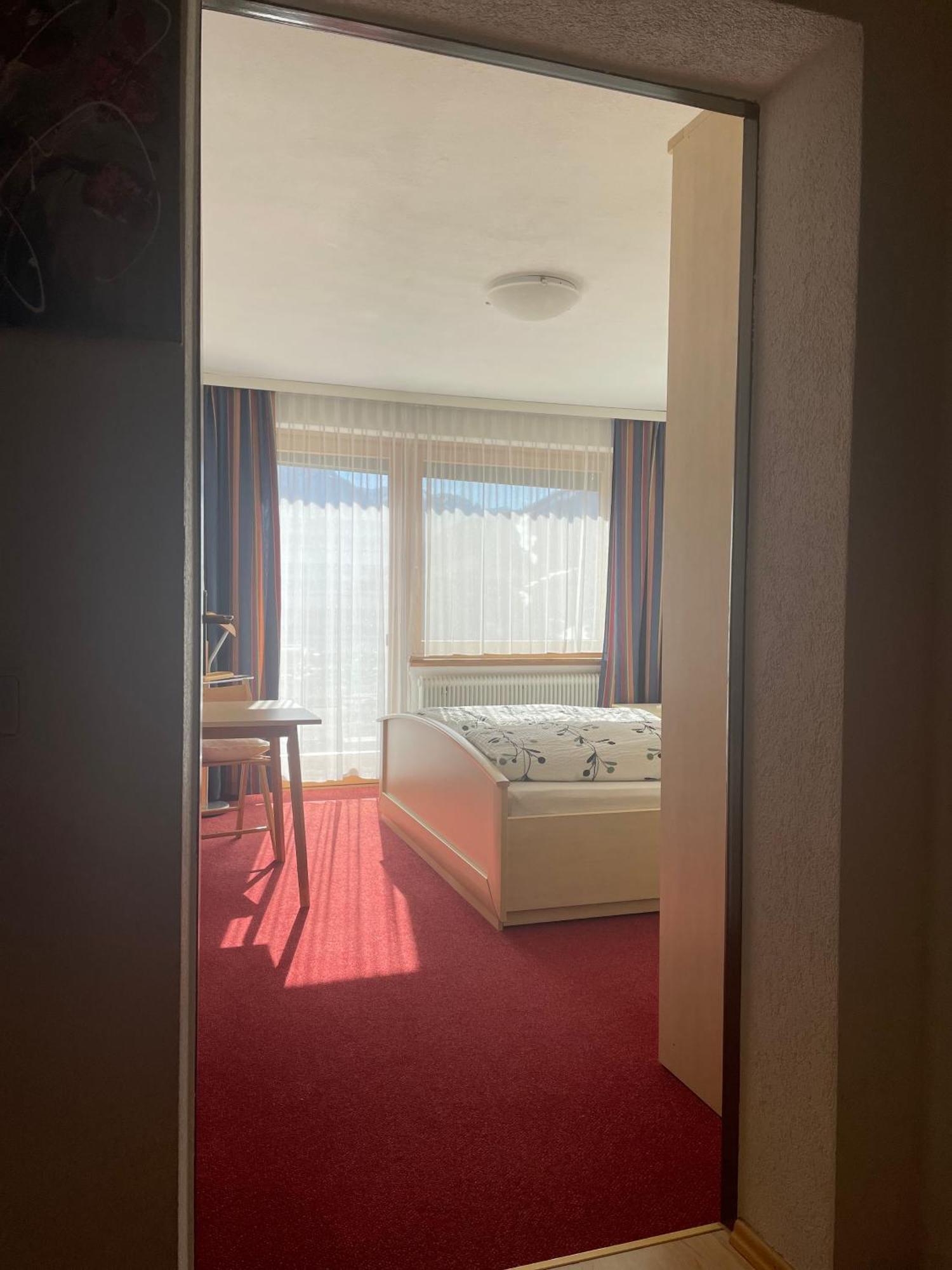 Ferienwohnung Jeller Lienz Bagian luar foto